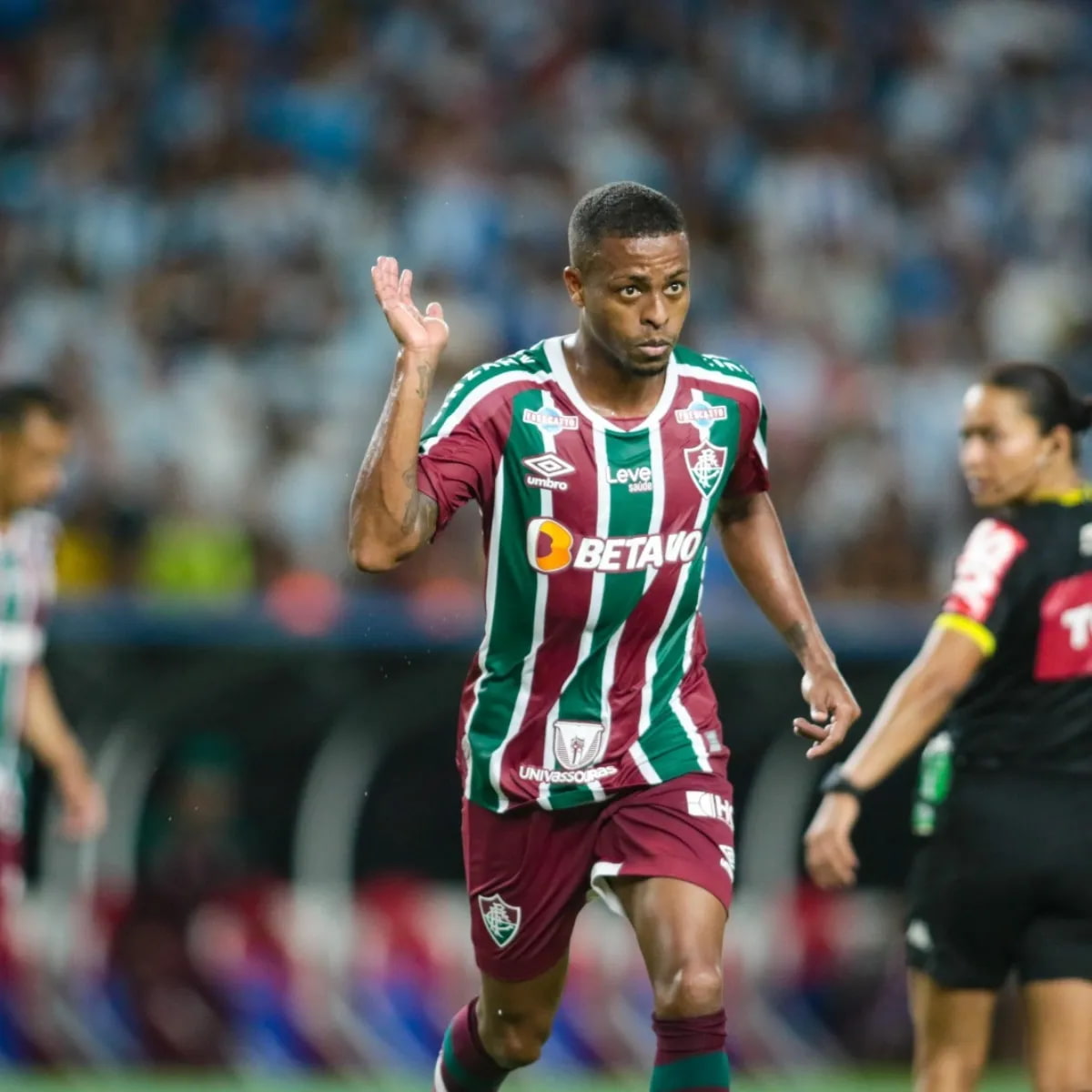 Keno, do Fluminense, resgata tranças e repete corte de quando venceu o Boca  Juniors, fluminense